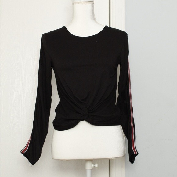 Stella Tweed Long Sleeves Twist Top - Picture 2 of 9